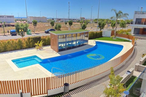 Apartamento en venta en Pilar de la Horadada, Alicante, España 2 dormitorios, 75 m2 No. 189700 - foto 9