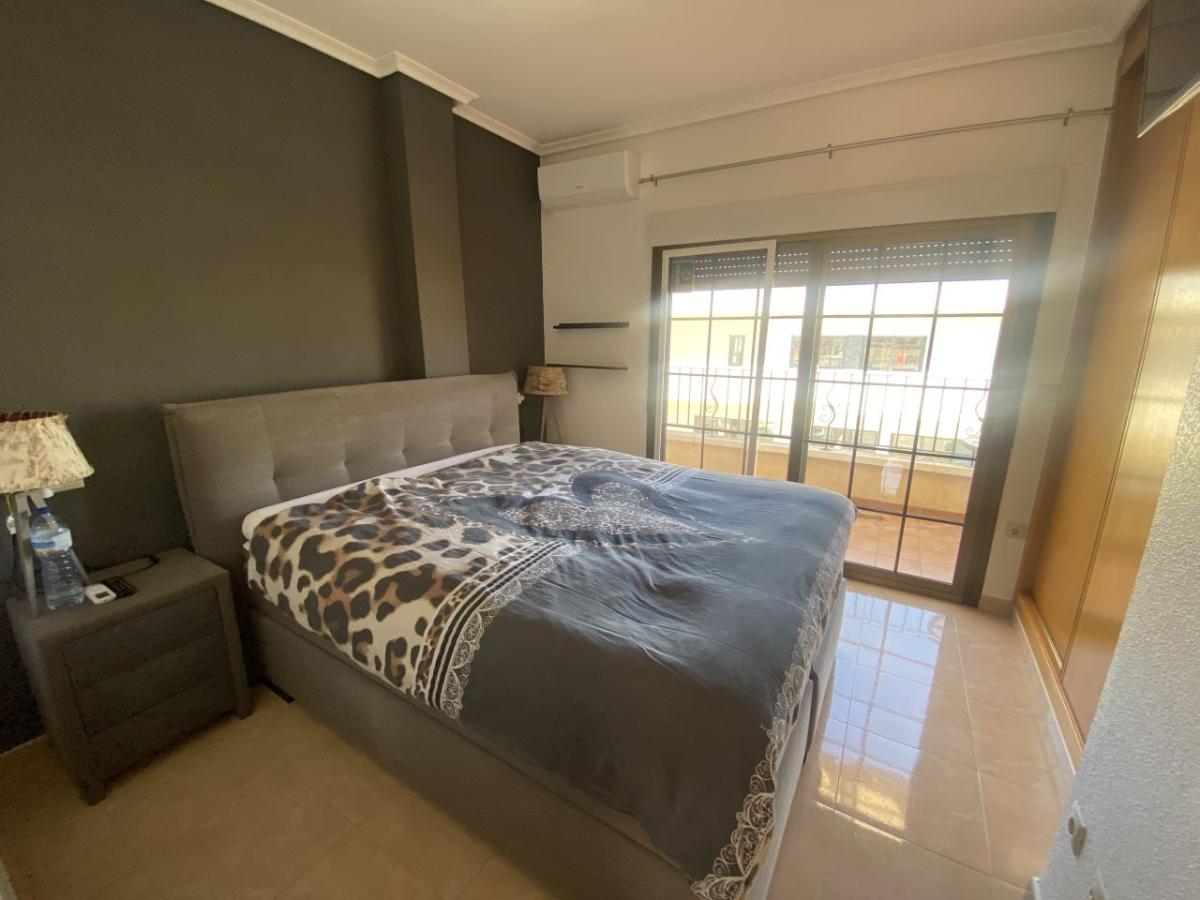 Casa adosada en Alicante, España 3 dormitorios, 115 m2 No. 183794