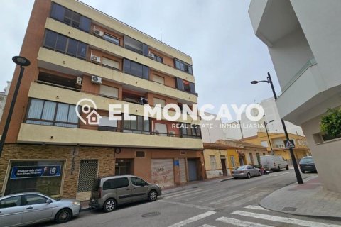 Lägenhet i Guardamar del Segura, Alicante, Spanien 3 sovrum, 109 kvm. Nr. 183797