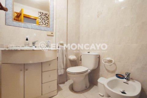 Bungalow for sale in Guardamar del Segura, Alicante, Spain 2 bedrooms, 49 sq.m. No. 183793 - photo 20