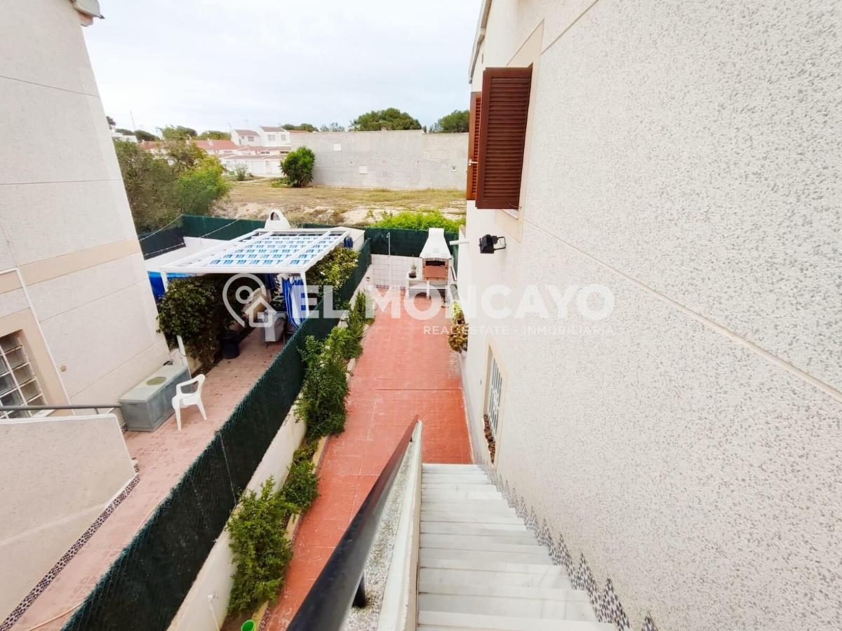 Bungalow in Guardamar del Segura, Alicante, Spain 2 bedrooms, 49 sq.m. No. 183793