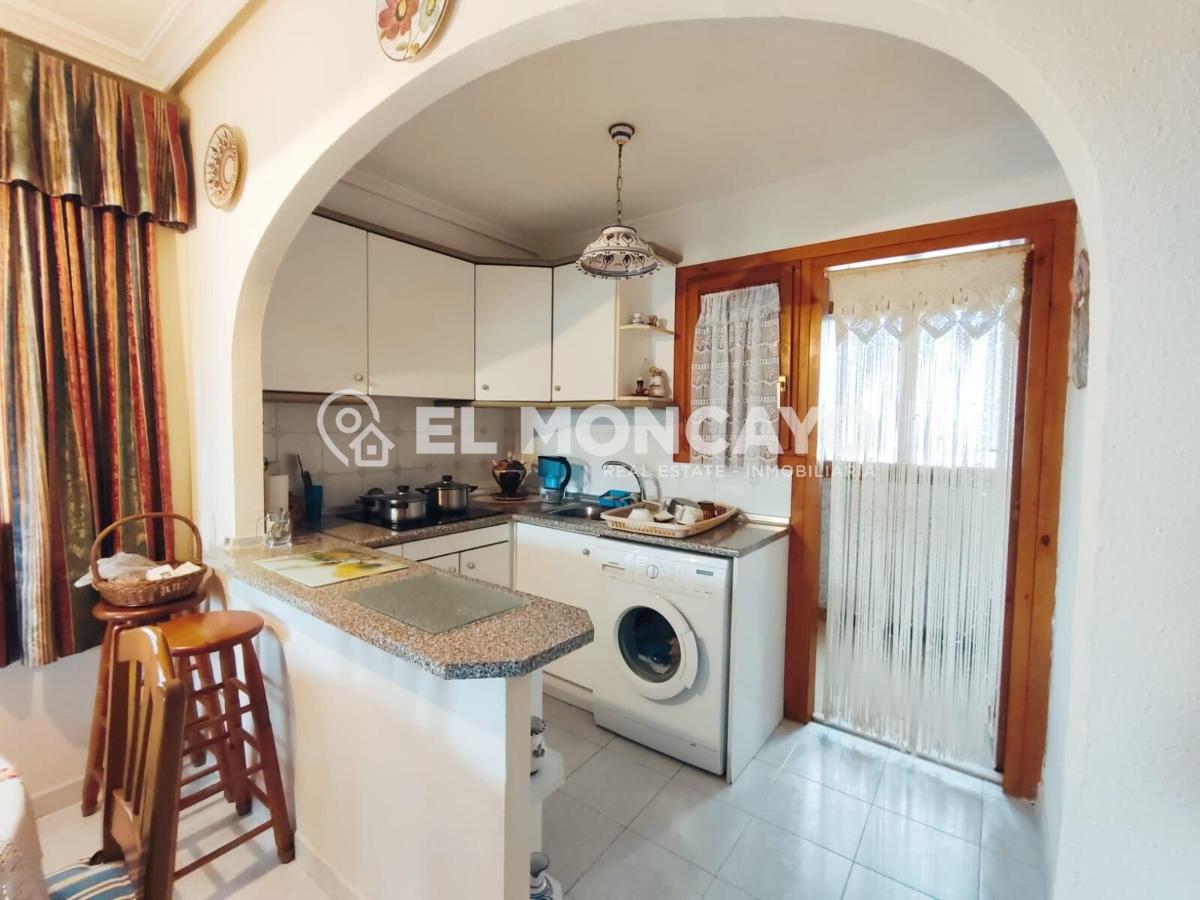 Bungalow in Guardamar del Segura, Alicante, Spain 2 bedrooms, 49 sq.m. No. 183793