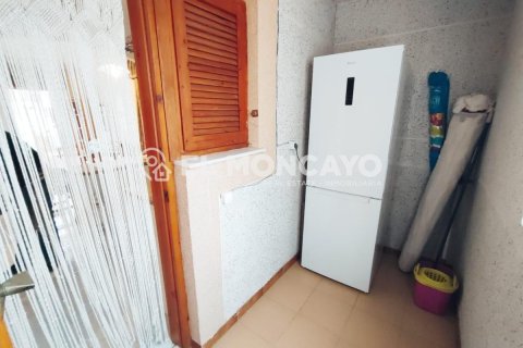 Bungalow for sale in Guardamar del Segura, Alicante, Spain 2 bedrooms, 49 sq.m. No. 183793 - photo 15