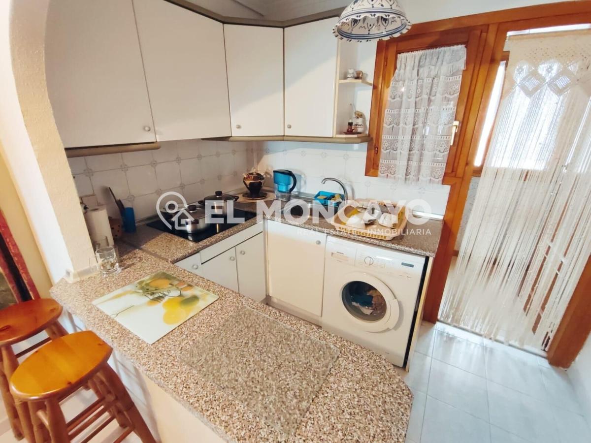 Bungalow in Guardamar del Segura, Alicante, Spain 2 bedrooms, 49 sq.m. No. 183793