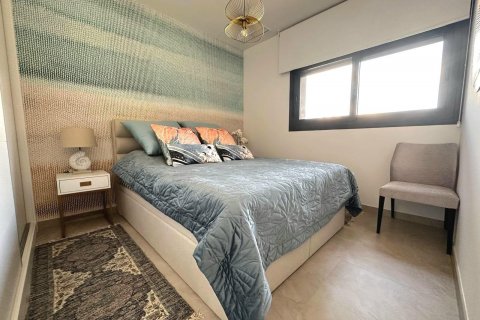 Apartment for sale Benidorm, Alicante, Spain 1 bedroom, 134 sq.m. No. 115333 - photo 16