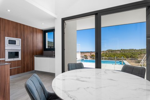 Villa till salu San Miguel de Salinas, Alicante, Spanien 5 sovrum, 236 kvm. Nr. 115328 - foto 13