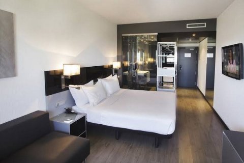 Lokal usługowy w Madrid, Hiszpania 16248 mkw. nr 140923 – zdjęcie 8