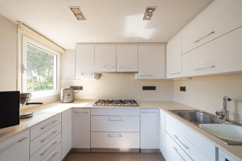 Lägenhet till salu i Barcelona, Spanien 4 sovrum, 205 kvm. Nr. 140920 - foto 18