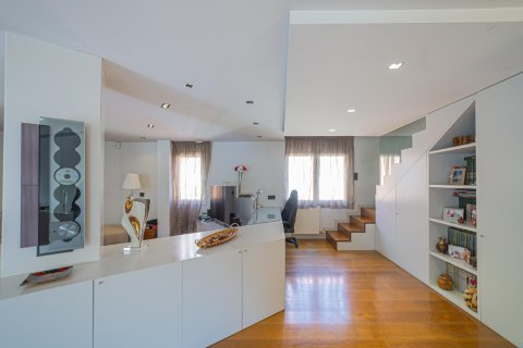 Lägenhet till salu i Barcelona, Spanien 4 sovrum, 205 kvm. Nr. 140920 - foto 23