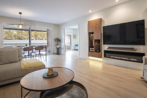 Apartment for rent in Barcelona, Spain 5 bedrooms, No. 140922 - photo 3