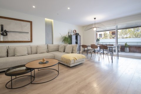 Apartment for rent in Barcelona, Spain 5 bedrooms, No. 140922 - photo 1