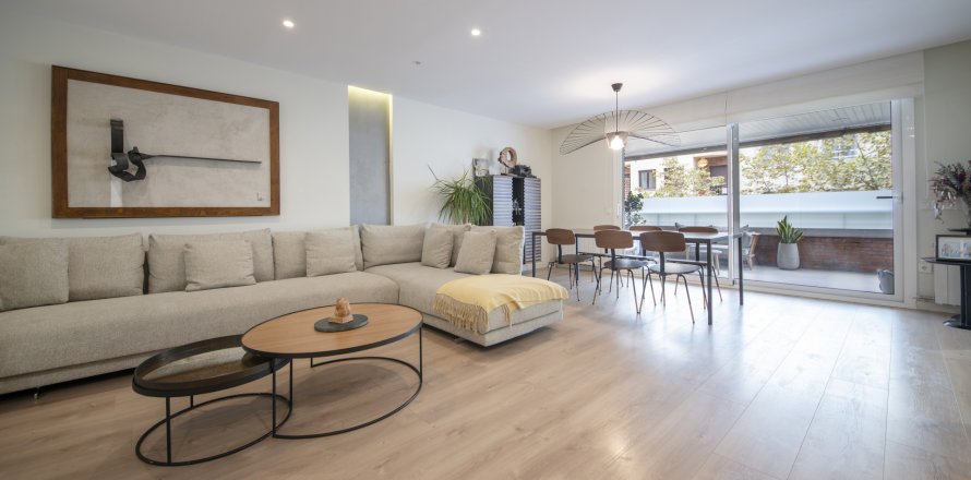 Apartment in Barcelona, Spain 5 bedrooms, No. 140922