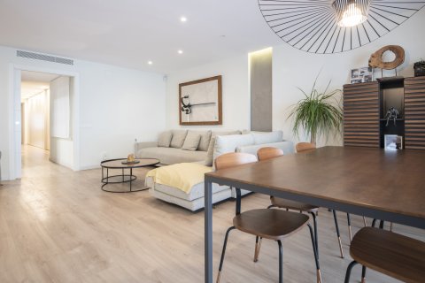 Apartment for rent in Barcelona, Spain 5 bedrooms, No. 140922 - photo 4