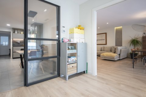 Apartment for rent in Barcelona, Spain 5 bedrooms, No. 140922 - photo 9