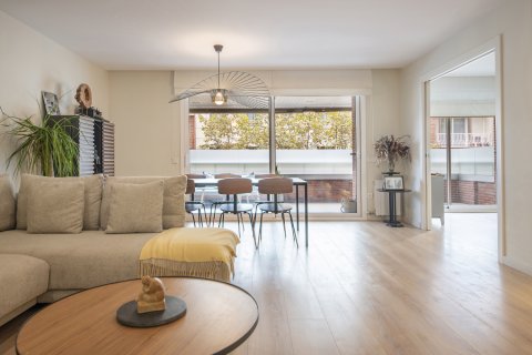 Apartment for rent in Barcelona, Spain 5 bedrooms, No. 140922 - photo 2