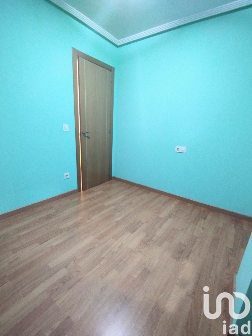 Apartment in Veguellina de Orbigo, Leon, Spain 3 bedrooms, 108 sq.m. No. 186008