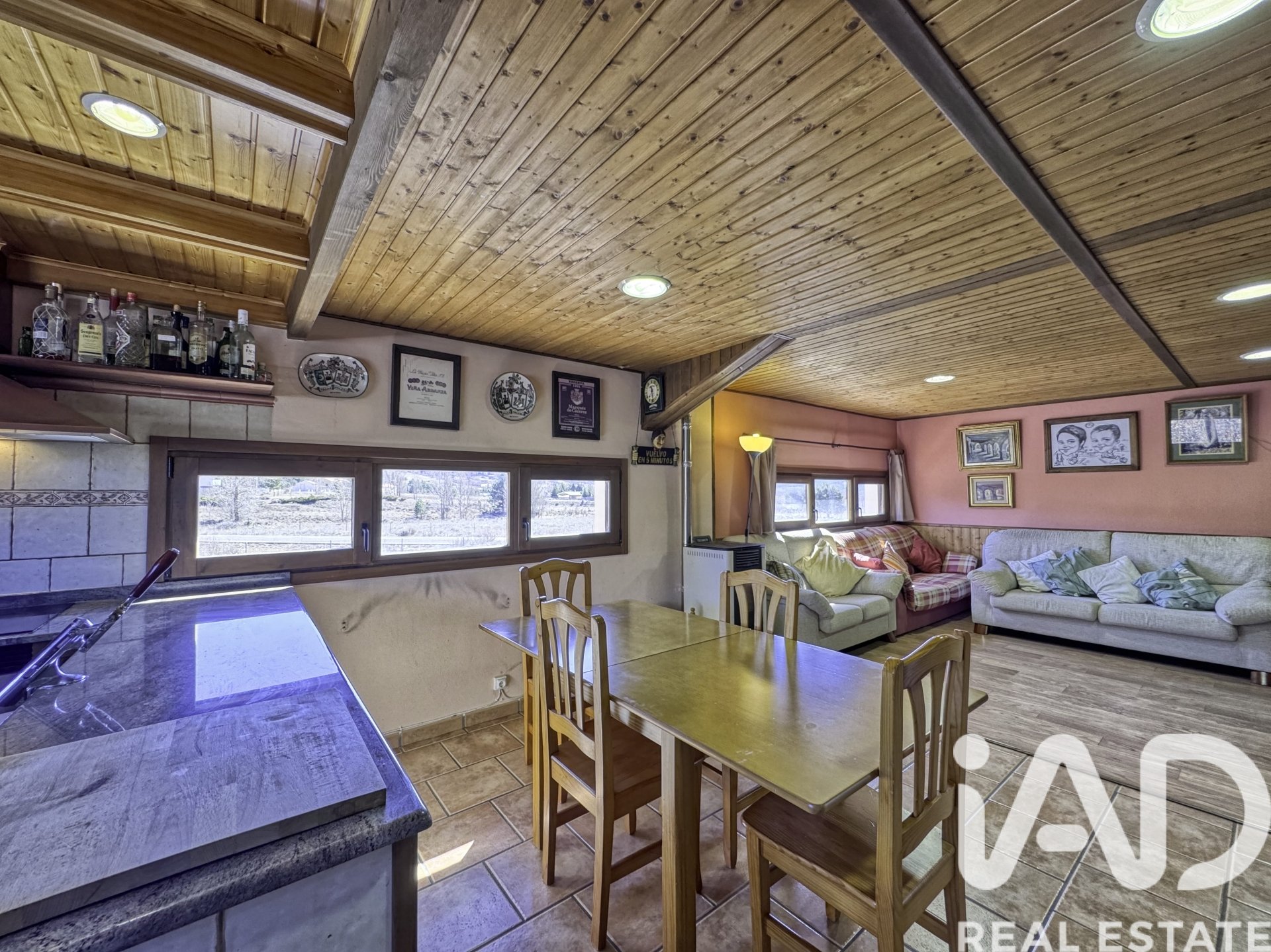 Propiedad comercial en Teruel, España 480 m2 No. 173104