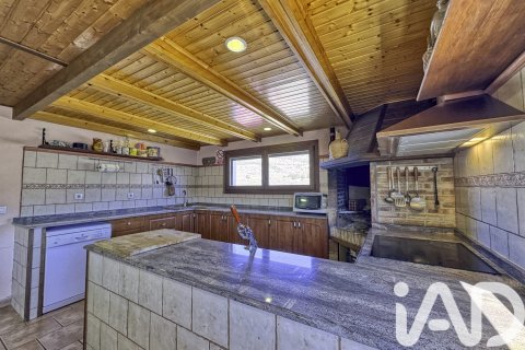 Propiedad comercial en venta en Teruel, España 480 m2 No. 173104 - foto 18