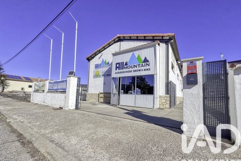 Propiedad comercial en venta en Teruel, España 480 m2 No. 173104 - foto 8