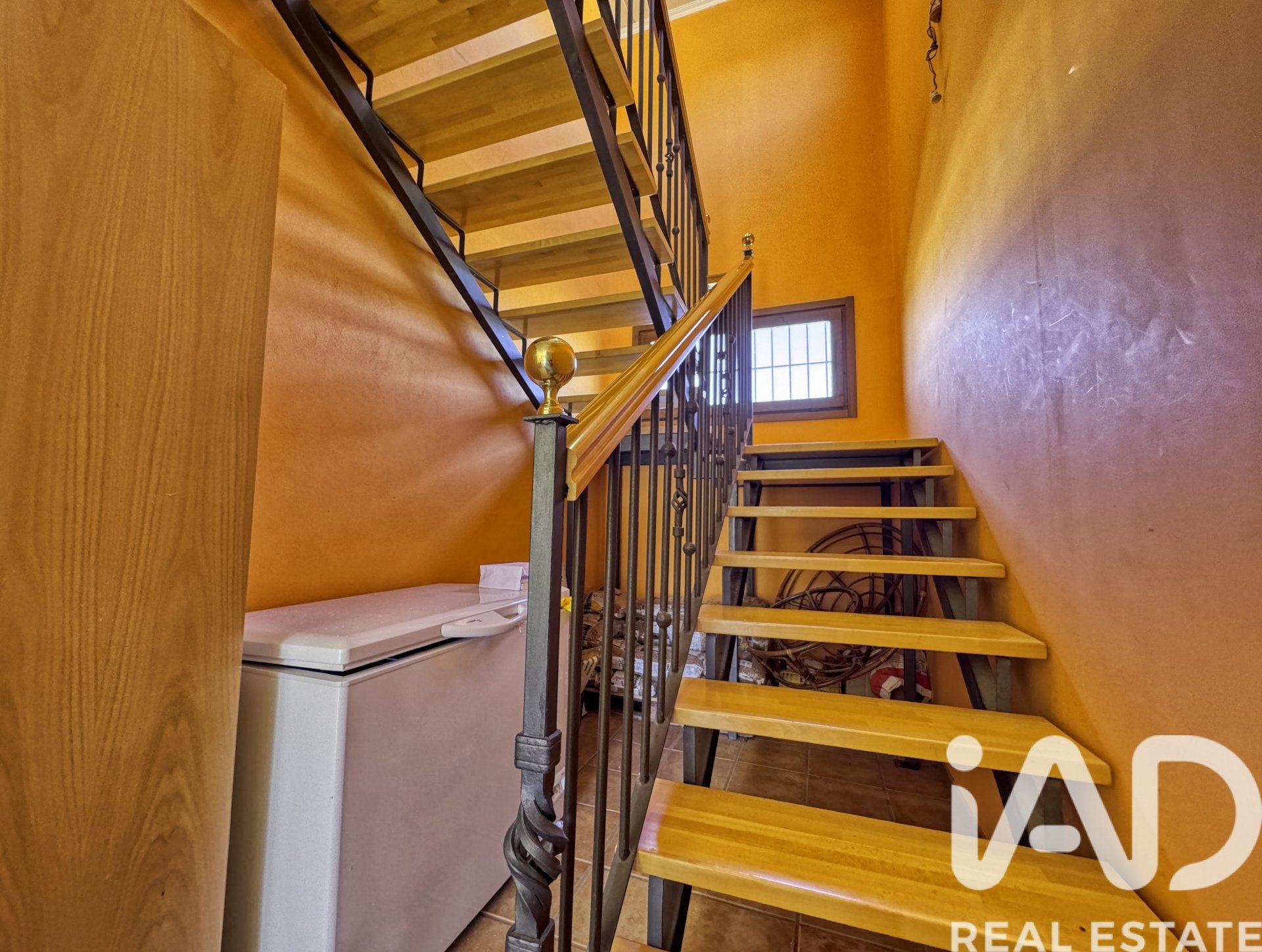 Propiedad comercial en Teruel, España 480 m2 No. 173104