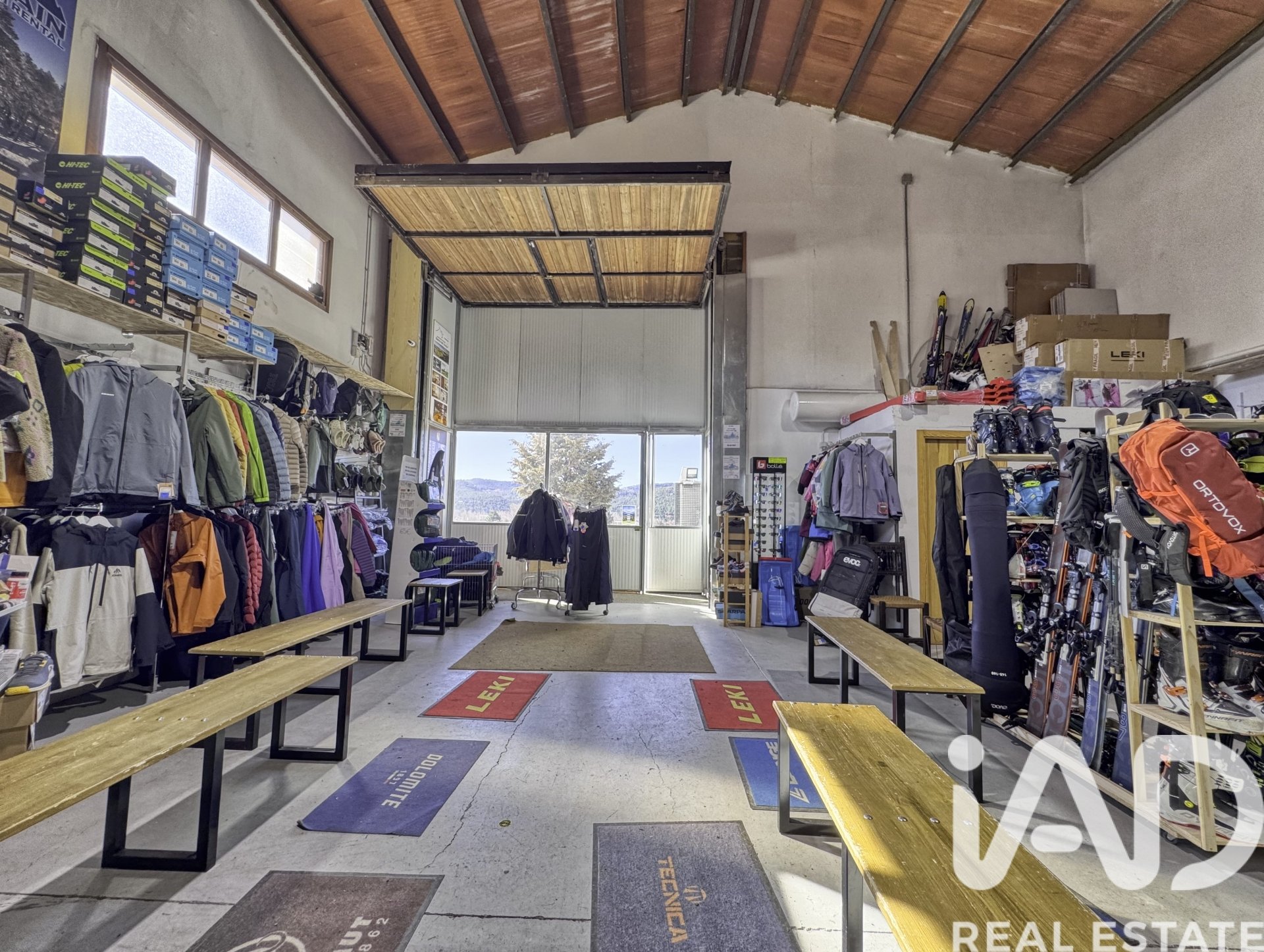 Propiedad comercial en Teruel, España 480 m2 No. 173104