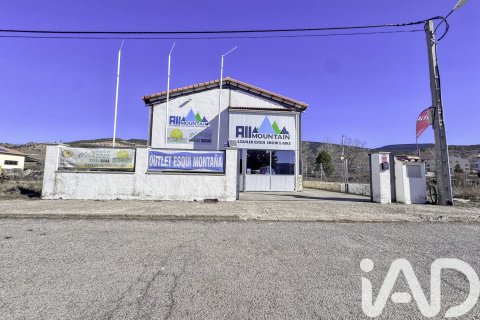 Propiedad comercial en venta en Teruel, España 480 m2 No. 173104 - foto 22