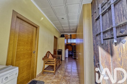 Propiedad comercial en venta en Teruel, España 480 m2 No. 173104 - foto 9