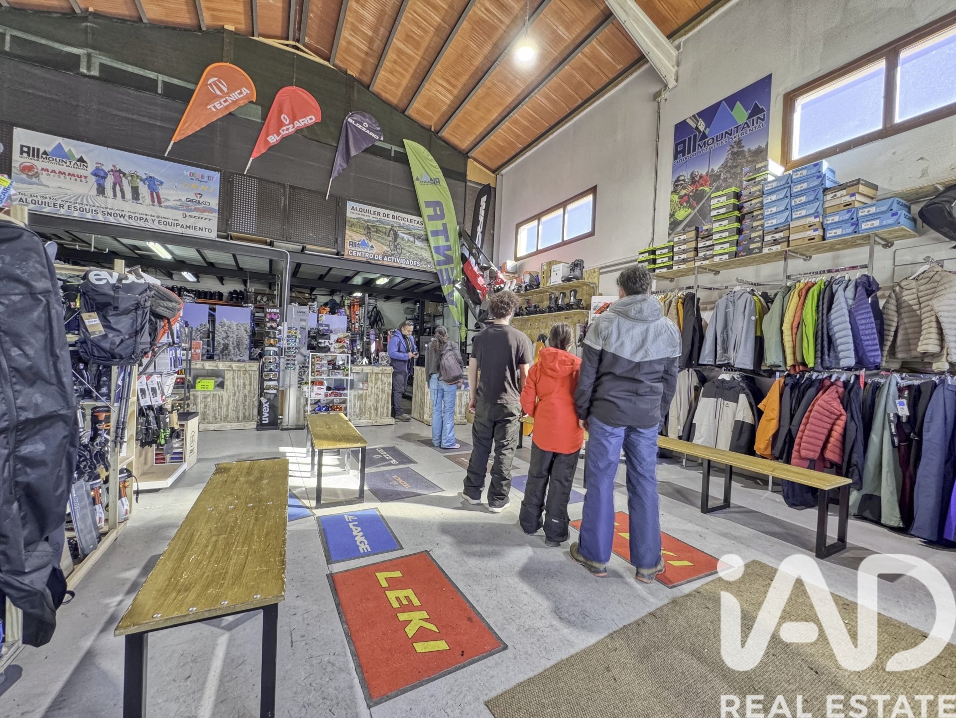 Propiedad comercial en Teruel, España 480 m2 No. 173104