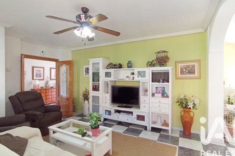 Apartament w Meco, Madrid, Hiszpania 5 sypialni, 382 mkw. nr 173106 – zdjęcie 9