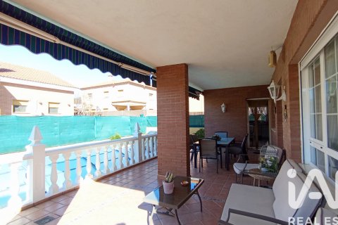 Apartament w Meco, Madrid, Hiszpania 5 sypialni, 382 mkw. nr 173106 – zdjęcie 16