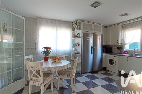 Apartament w Meco, Madrid, Hiszpania 5 sypialni, 382 mkw. nr 173106 – zdjęcie 11
