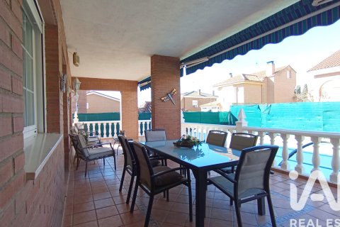 Apartament w Meco, Madrid, Hiszpania 5 sypialni, 382 mkw. nr 173106 – zdjęcie 14