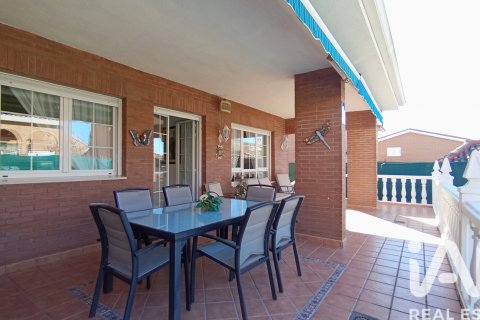 Apartament w Meco, Madrid, Hiszpania 5 sypialni, 382 mkw. nr 173106 – zdjęcie 19