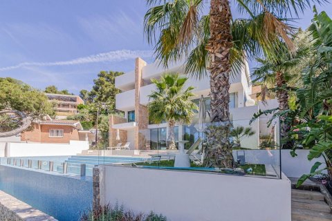 Сasa en venta Castelldefels, Barcelona, España 6 dormitorios, 740 m2 No. 66786 - foto 1