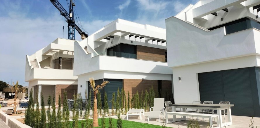 Villa Pilar de la Horadada, Alicante, Spain 3 bedrooms, 120 sq.m. No. 76058