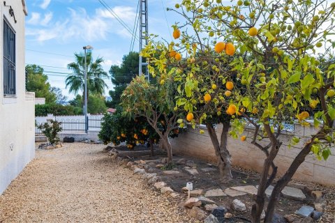 Villa till salu i La Nucia, Alicante, Spanien 2 sovrum, 72 kvm. Nr. 180652 - foto 12