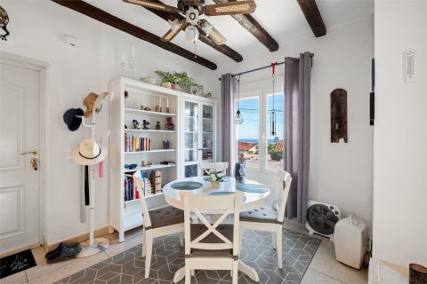 Villa till salu i La Nucia, Alicante, Spanien 2 sovrum, 72 kvm. Nr. 180652 - foto 21