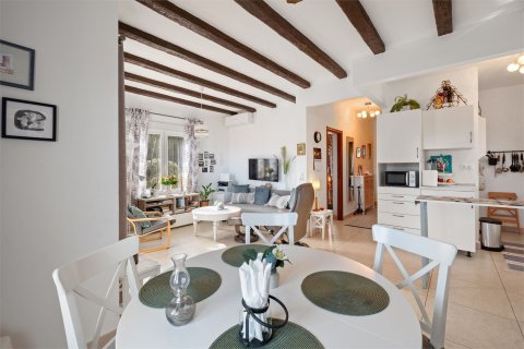 Villa till salu i La Nucia, Alicante, Spanien 2 sovrum, 72 kvm. Nr. 180652 - foto 5