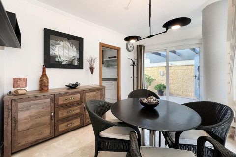 Villa for sale in La Nucia, Alicante, Spain 2 bedrooms, 106 sq.m. No. 180653 - photo 14