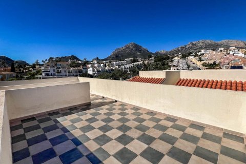 Villa for sale in La Nucia, Alicante, Spain 2 bedrooms, 106 sq.m. No. 180653 - photo 29