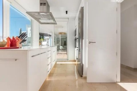 Villa zum Verkauf in Altea, Alicante, Spanien 4 Schlafzimmer, 303 m2 Nr. 180648 - Foto 4