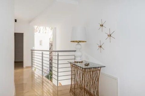 Villa zum Verkauf in Altea, Alicante, Spanien 4 Schlafzimmer, 303 m2 Nr. 180648 - Foto 13