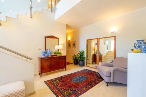 Villa for sale in Altea, Alicante, Spain 4 bedrooms, 400 sq.m. No. 180649 - photo 9