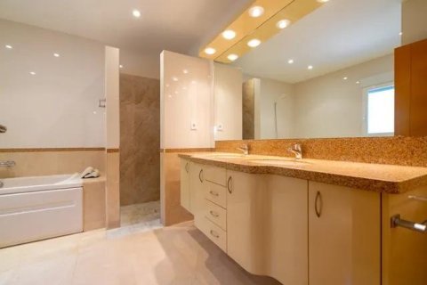 Villa for sale in Altea, Alicante, Spain 4 bedrooms, 400 sq.m. No. 180649 - photo 26