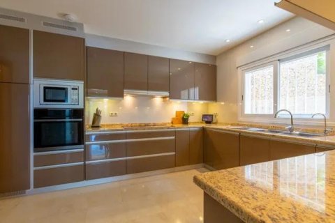 Villa for sale in Altea, Alicante, Spain 4 bedrooms, 400 sq.m. No. 180649 - photo 20