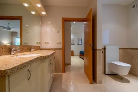 Villa for sale in Altea, Alicante, Spain 4 bedrooms, 400 sq.m. No. 180649 - photo 25