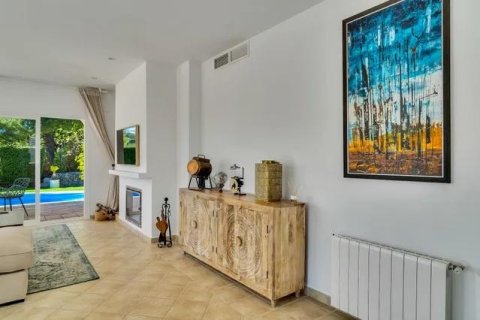 Villa for sale in Altea, Alicante, Spain 4 bedrooms, 337 sq.m. No. 180651 - photo 8