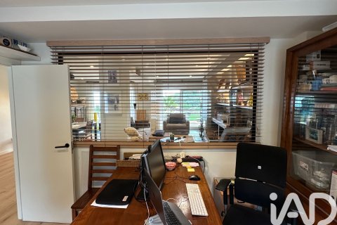 Talo vuokrattavana Arenys de Mar, Barcelona, Espanja, 3 makuuhuonetta, 162 m2 No. 154276 - kuva 14