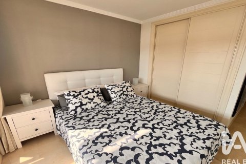 Huoneisto vuokrattavana Benidorm, Alicante, Espanja, 2 makuuhuonetta, 110 m2 No. 154275 - kuva 3
