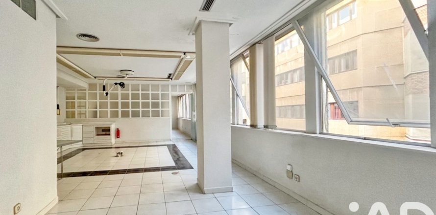 Kommersiell fastighet i Ciudad Real, Spanien 326 kvm. Nr. 154281